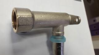 Coude applique long multicouche à sertir - RBM