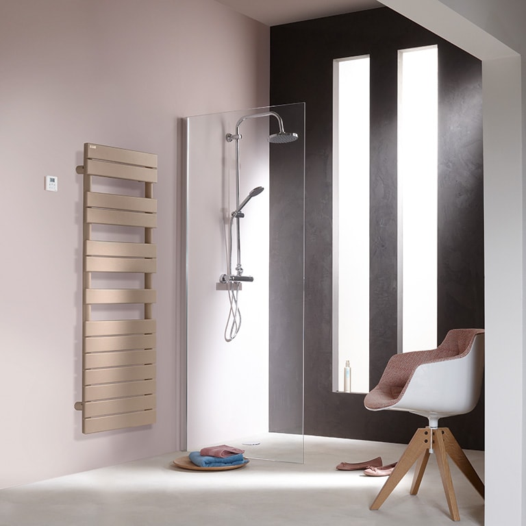 Radiateur et sèche serviettes
